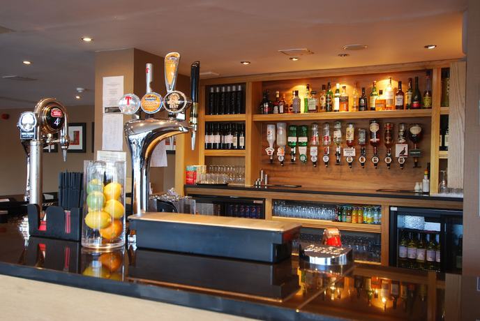 Imagen del bar/restaurante del Hotel Cladhan. Foto 5