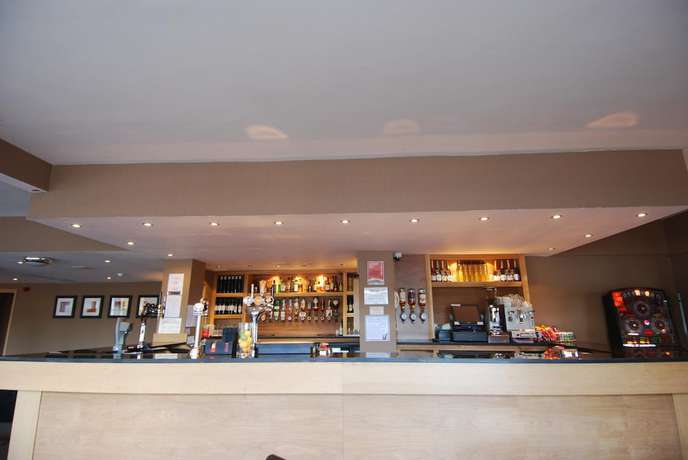 Imagen del bar/restaurante del Hotel Cladhan. Foto 7