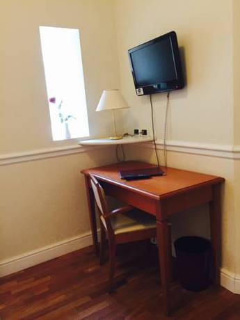 Imagen de la habitación del Hotel Claila. Foto 8