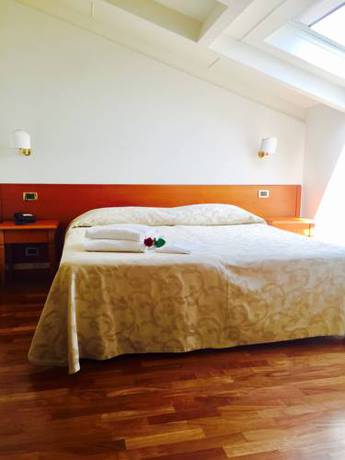 Imagen de la habitación del Hotel Claila. Foto 9