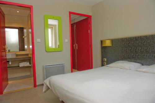 Imagen de la habitación del Hotel Clair Canigou. Foto 9
