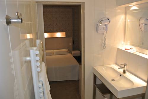 Imagen de la habitación del Hotel Clair Cottage. Foto 7