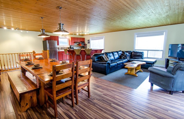 Imagen de los interiores del Hotel Claire Glen Chalet. Foto 13