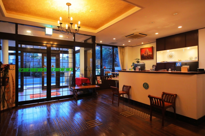 Imagen de los interiores del Hotel Claire Higasa. Foto 14
