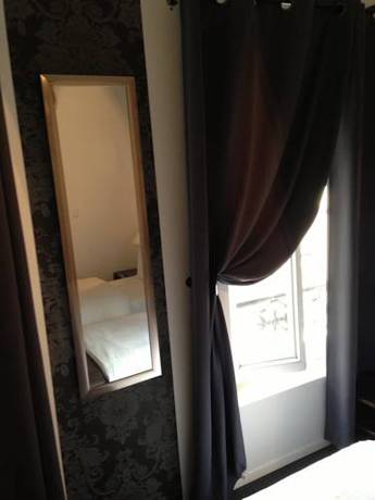 Imagen de la habitación del Hotel Clairefontaine. Foto 5