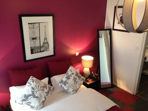 Imagen de la habitación del Hotel Clairefontaine. Foto 6