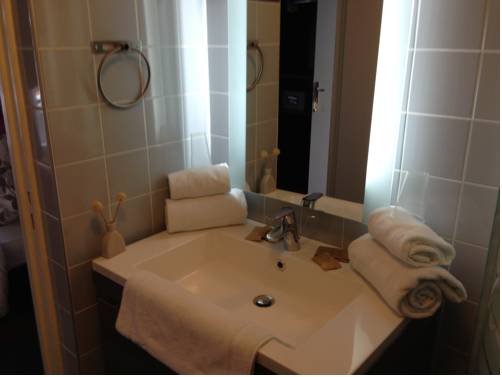 Imagen de la habitación del Hotel Clairefontaine. Foto 12