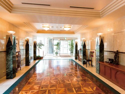 Imagen de los interiores del Hotel Claiton Shin-osaka. Foto 8