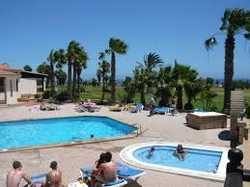 Imagen de la piscina del Hotel Clansani Tenerife. Foto 21