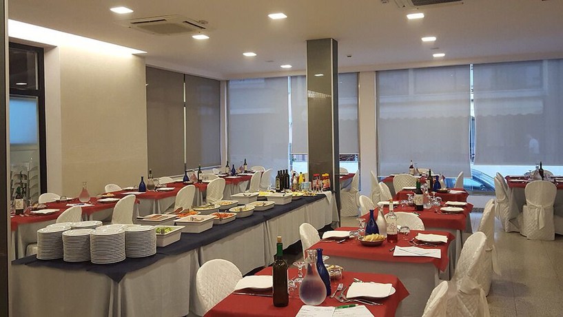 Imagen del bar/restaurante del Hotel Clara, Tortoreto Lido. Foto 7