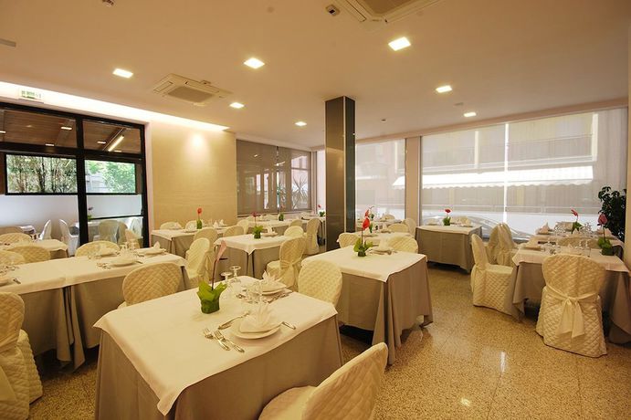 Imagen del bar/restaurante del Hotel Clara, Tortoreto Lido. Foto 8