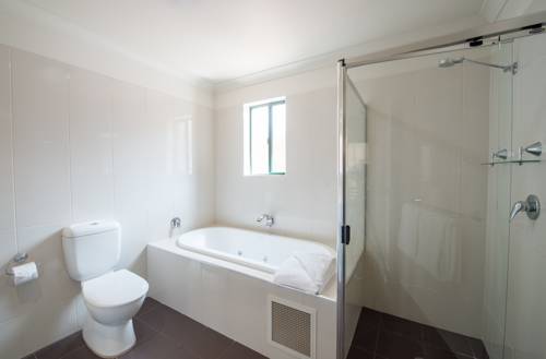 Imagen de la habitación del Hotel Clare Country Club. Foto 4