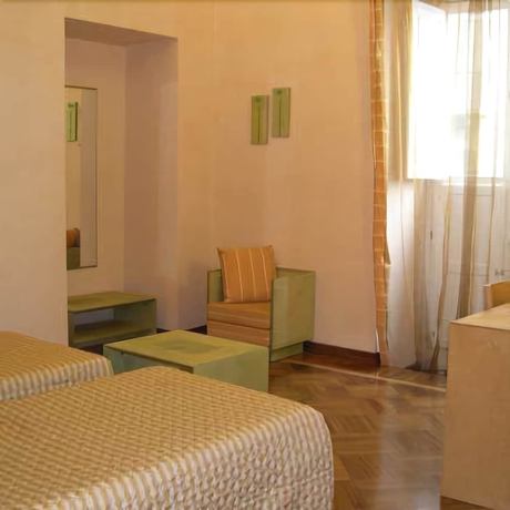 Imagen de la habitación del Hotel Clarean. Foto 10