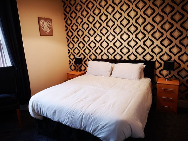 Imagen de la habitación del Hotel Claredon. Foto 5