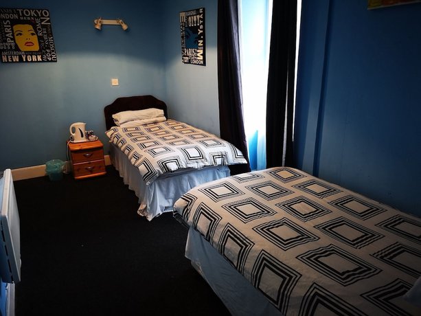 Imagen de la habitación del Hotel Claredon. Foto 8