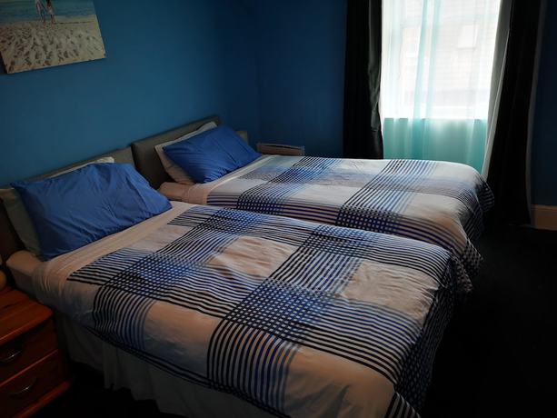 Imagen de la habitación del Hotel Claredon. Foto 14