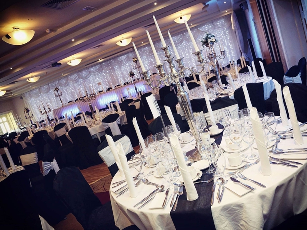 Imagen de los interiores del Hotel Claregalway. Foto 11