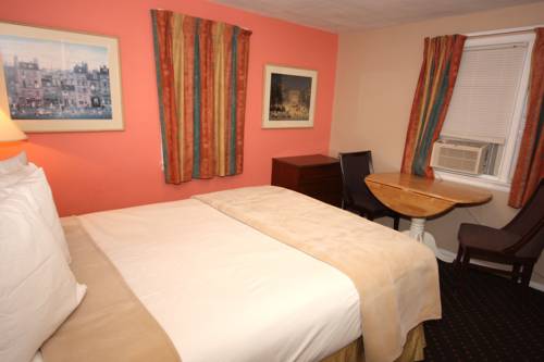 Imagen de la habitación del Hotel Clarem Happy Days Inn. Foto 9
