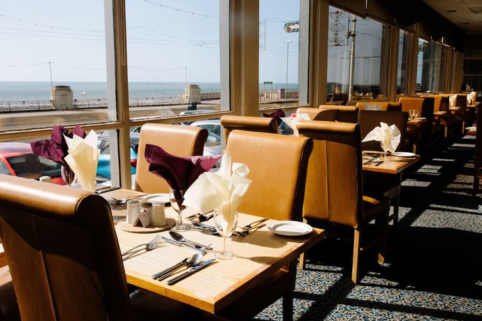 Imagen del bar/restaurante del Hotel Claremont, Blackpool. Foto 3