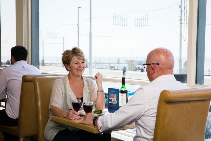Imagen del bar/restaurante del Hotel Claremont, Blackpool. Foto 4