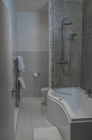 Imagen de la habitación del Hotel Clarence Court. Foto 7