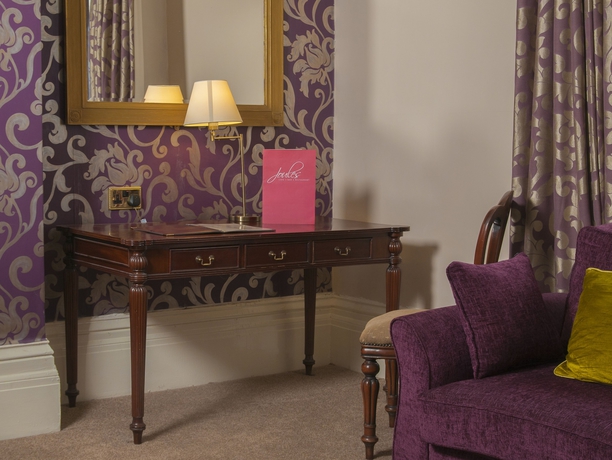 Imagen de la habitación del Hotel Clarence Court. Foto 11