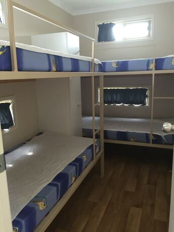 Imagen de la habitación del Hotel Clarence Head Caravan Park. Foto 17