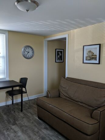 Imagen general del Hotel Clarence Inn. Foto 3
