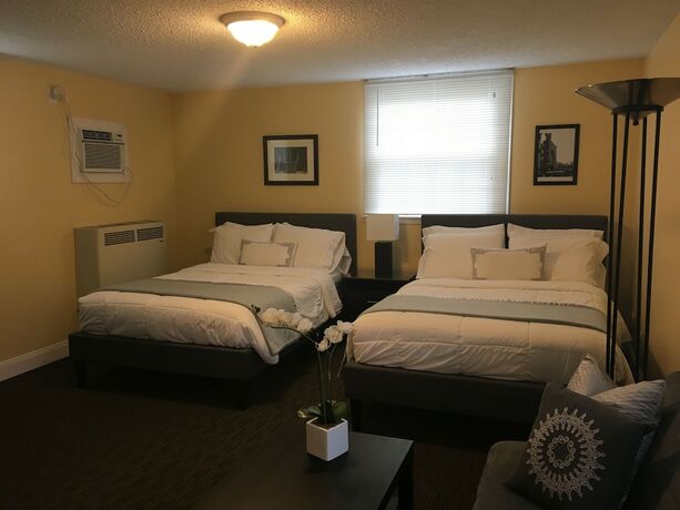 Imagen general del Hotel Clarence Inn. Foto 7