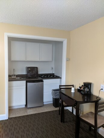 Imagen general del Hotel Clarence Inn. Foto 11