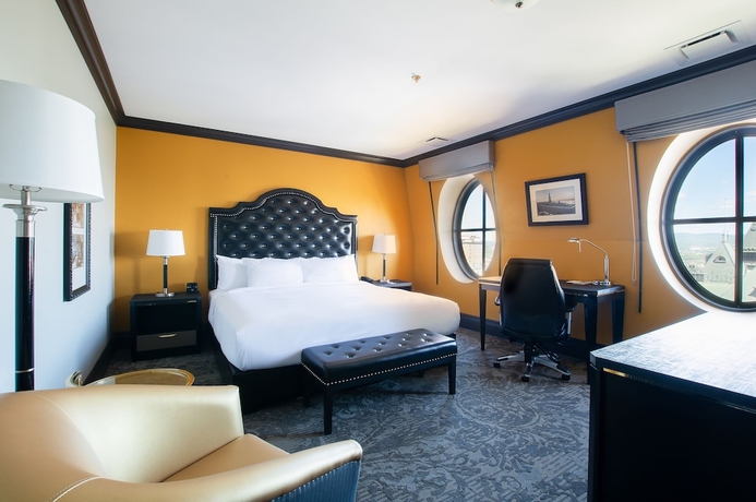 Imagen de la habitación del Hotel Clarendon. Foto 2