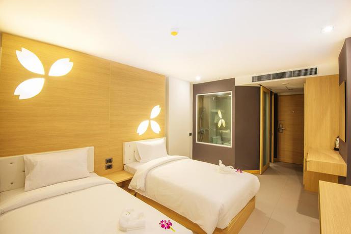 Imagen general del Hotel Clarian Hotel Beach Patong. Foto 3