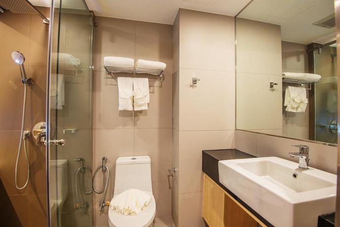 Imagen general del Hotel Clarian Hotel Beach Patong. Foto 5