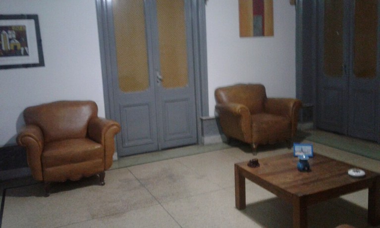 Imagen del bar/restaurante del Hotel Claridge, Montevideo. Foto 2