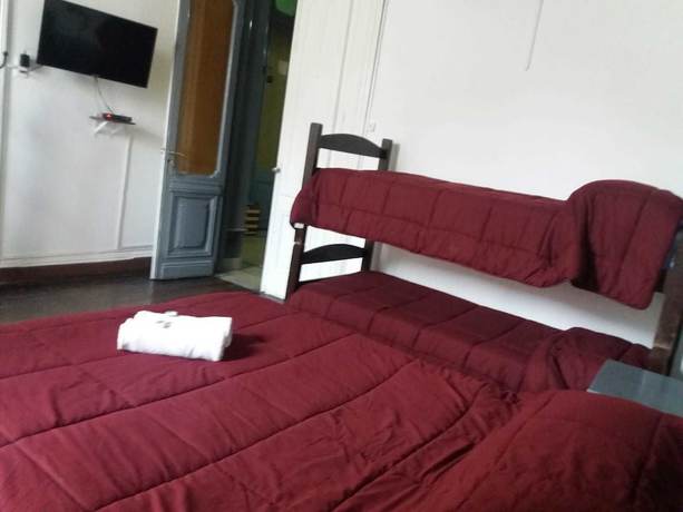 Imagen de la habitación del Hotel Claridge, Montevideo. Foto 15