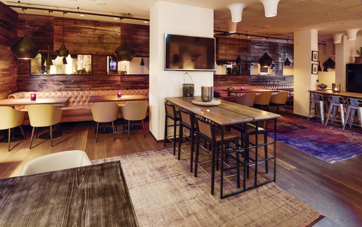 Imagen de los interiores del Hotel Clarion Admiral. Foto 12