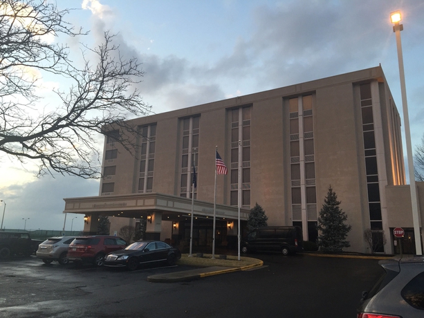 Imagen de los interiores del Hotel Clarion Airport. Foto 10