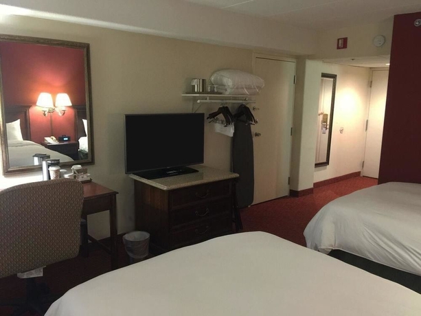 Imagen de la habitación del Hotel Clarion Airport. Foto 6