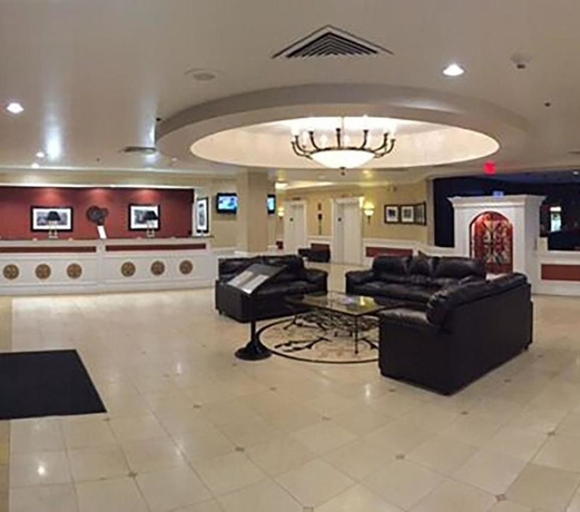 Imagen de los interiores del Hotel Clarion Airport. Foto 11