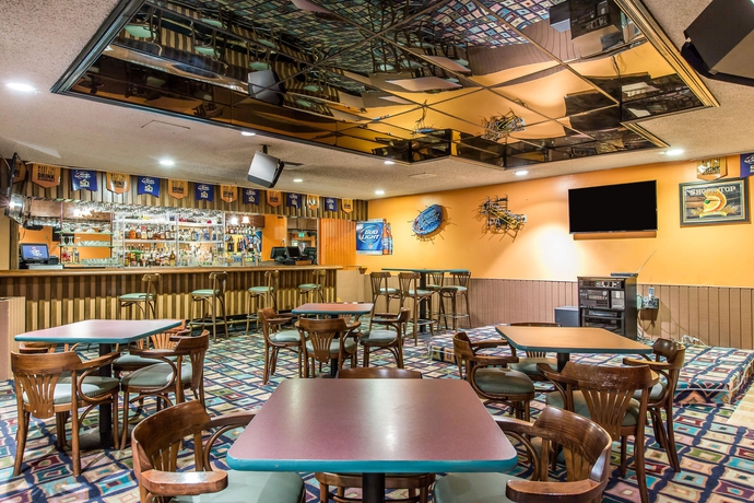 Imagen del bar/restaurante del Hotel Clarion Anaheim Resort. Foto 4