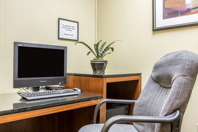 Imagen de los interiores del Hotel Clarion Anaheim Resort. Foto 16