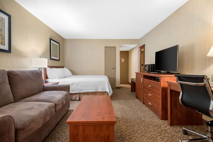 Imagen de la habitación del Hotel Clarion And Suites, Brandon. Foto 10