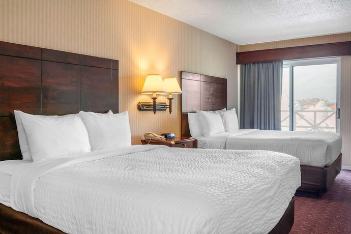 Imagen de la habitación del Hotel Clarion And Suites. Foto 7