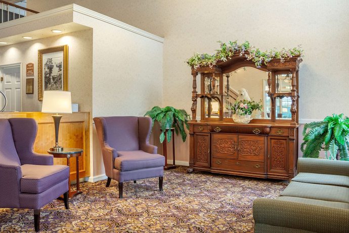 Imagen de los interiores del Hotel Clarion And Suites. Foto 19