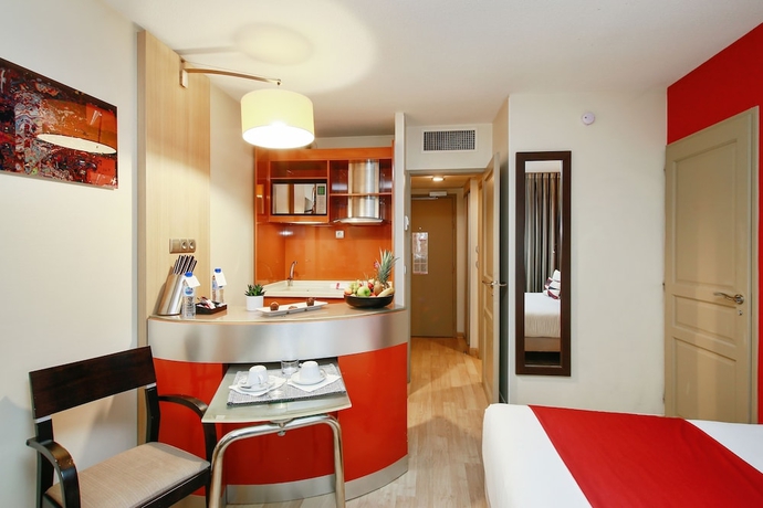 Imagen de la habitación del Hotel Clarion Aparthotel Toulouse Blagnac Airport. Foto 7