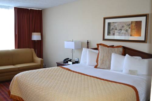 Imagen de la habitación del Hotel Clarion At Exton. Foto 2