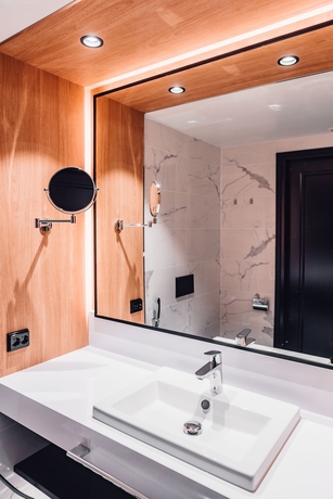 Imagen de la habitación del Hotel Clarion Aviapolis. Foto 15