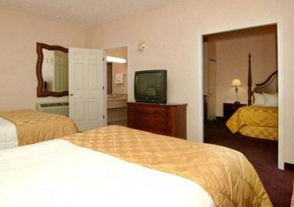 Imagen de la habitación del Hotel Clarion Beachfront. Foto 13