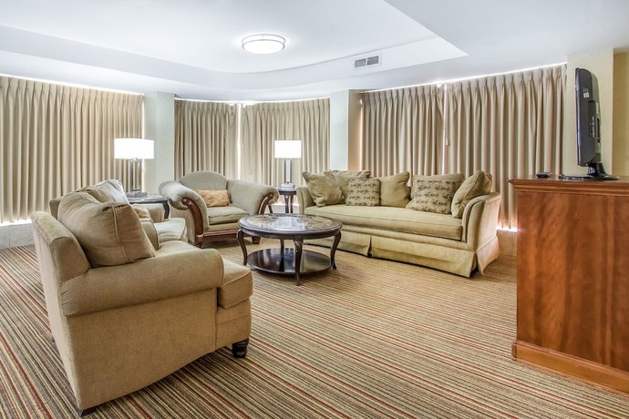 Imagen de la habitación del Hotel Clarion Broken Arrow - Tulsa. Foto 4