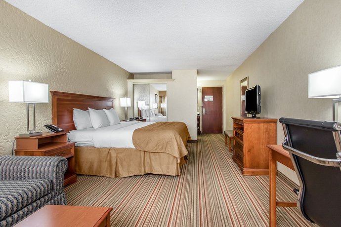 Imagen de la habitación del Hotel Clarion Broken Arrow - Tulsa. Foto 10